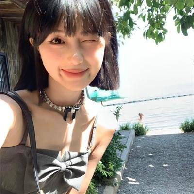 雨中的伊莲娜